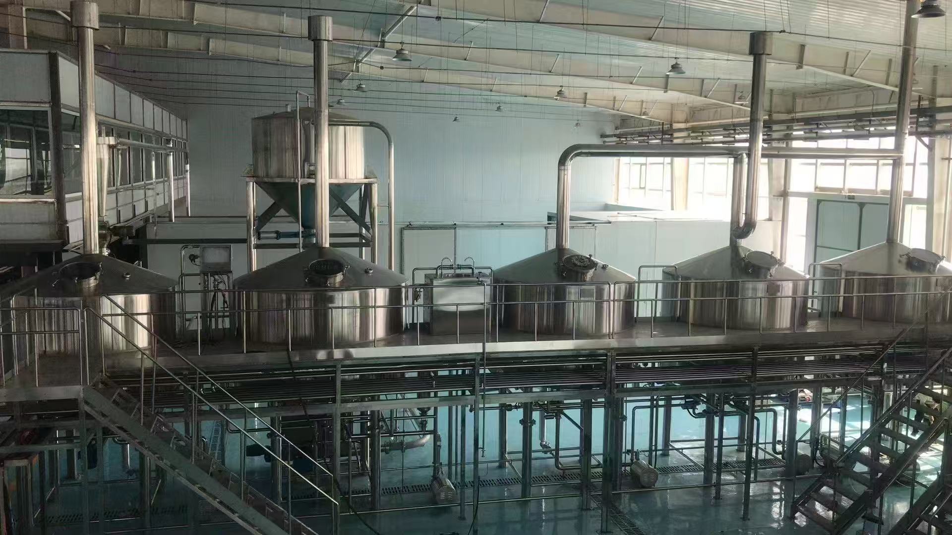 阿坝精酿啤酒设备厂—精酿啤酒设备主要生产工艺与核心技术
